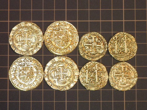 小金貨8枚セット（ダブロン金貨2種×4） ￥1,000